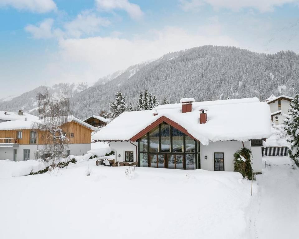 Villa Chalet Anna Maria à Sankt Anton am Arlberg Extérieur photo